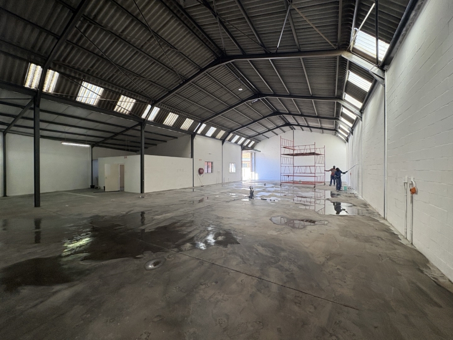 To Let Commercial Property for Rent in Montague Gardens Western Cape